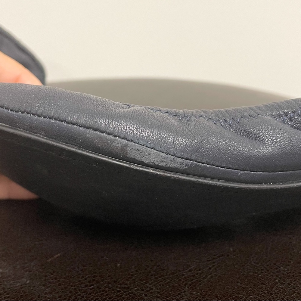 Tory Burch Eddie Navy Blue Leather Ballet Flats 6 M Folding Elastic Rim *No box* - Picture 9 of 10
